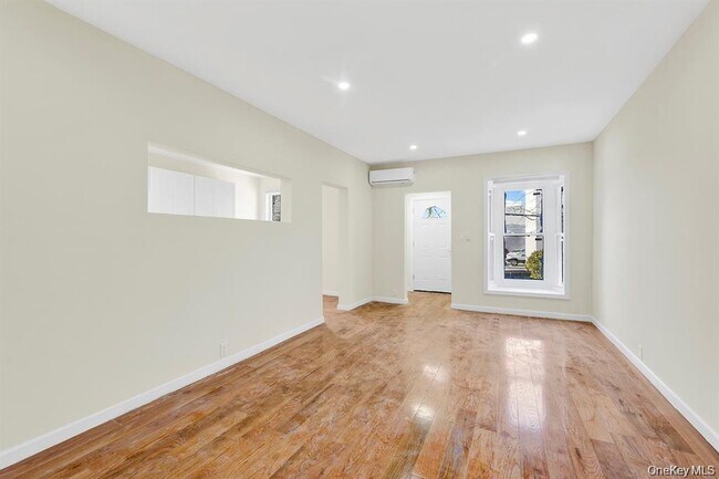 Foto del edificio - 145-71 157th St