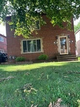 Building Photo - 5606 Warwick Dr
