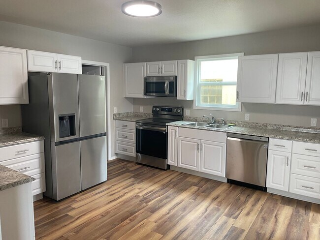 Foto del edificio - Adorable Newly Remodeled Rancher in Reardan