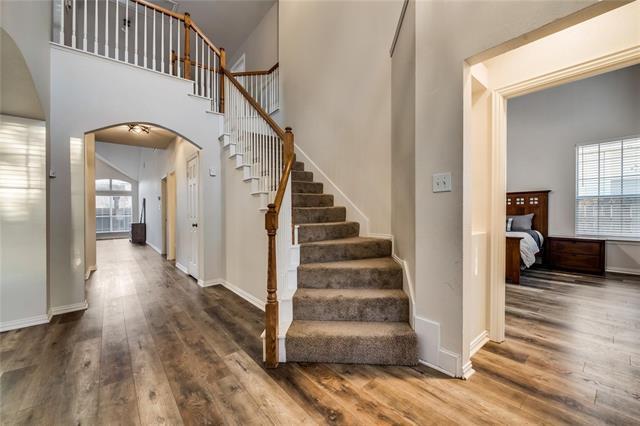 Building Photo - 2917 Newport Dr