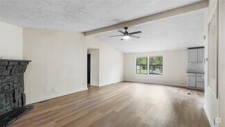 Building Photo - 2359 Virginia St