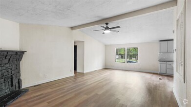 Building Photo - 2359 Virginia St