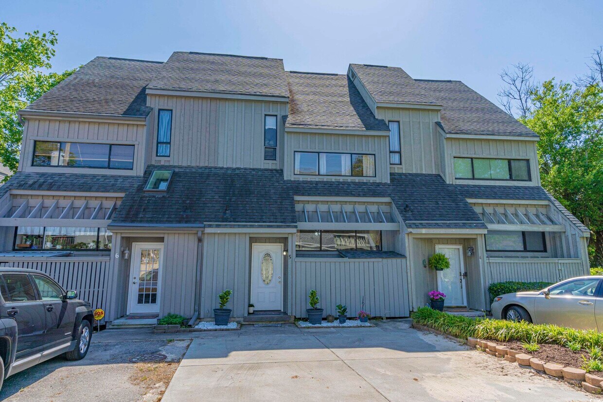 Primary Photo - 7300 Porcher Dr