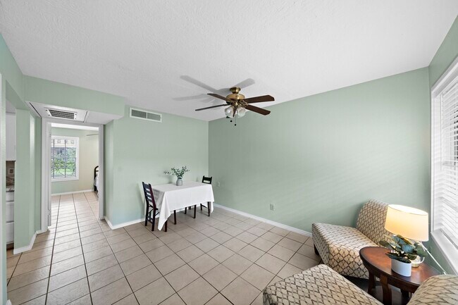 Foto del edificio - 3224 Timmons Ln