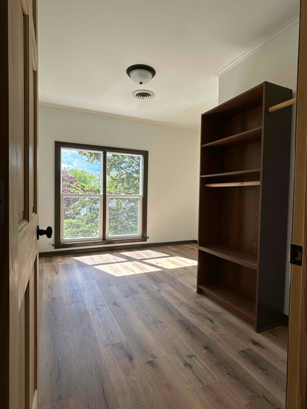 Building Photo - 1416 Elm Ave