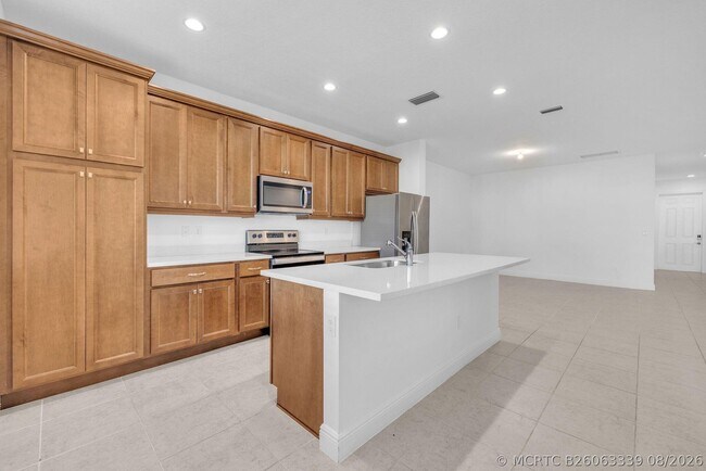 Building Photo - 540 Sanderling Cir
