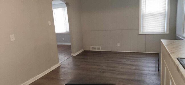 Foto del edificio - 11776 Rossiter St