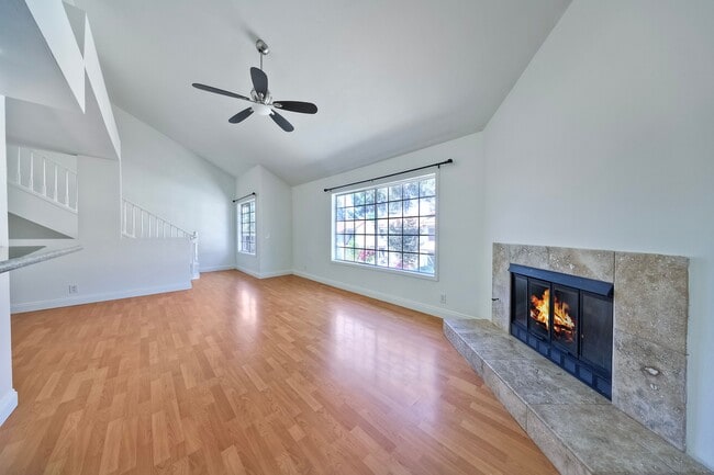 Building Photo - 348 Windy Ln