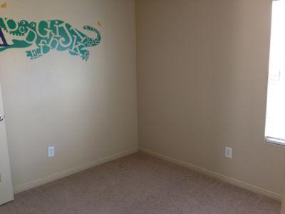 Building Photo - Coming Soon! 3 Bed/2.5 Bath in South Jordan