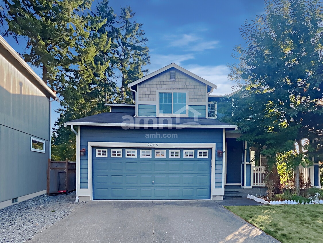 Foto principal - 9609 200th St E