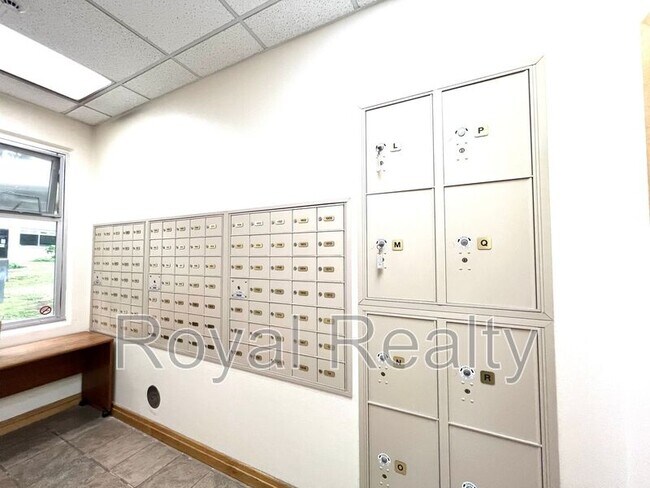 Foto del edificio - 1448 Young St