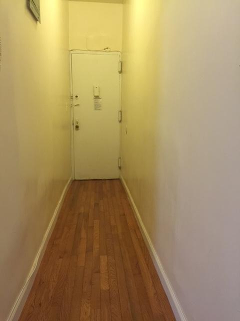 Building Photo - 31 Arden St