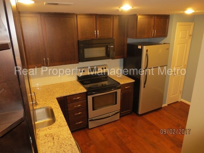 Building Photo - 6024 Thoroughbred Way