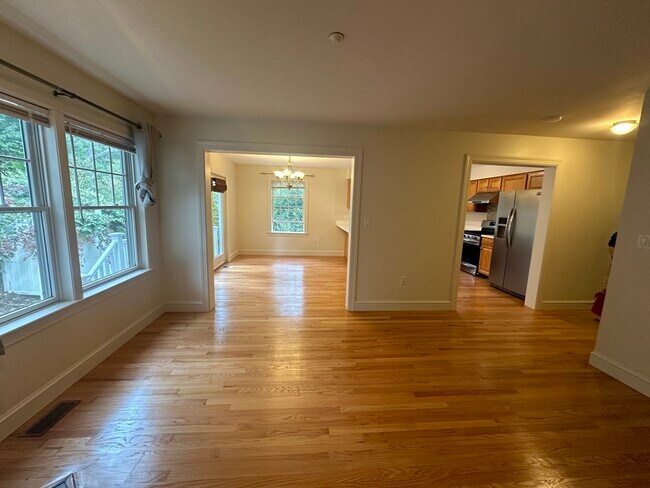 Foto del edificio - 18 Edgemoor Cir