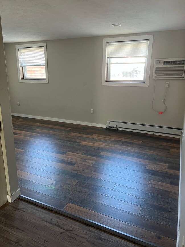 Building Photo - 116-120 N Cliff Ave