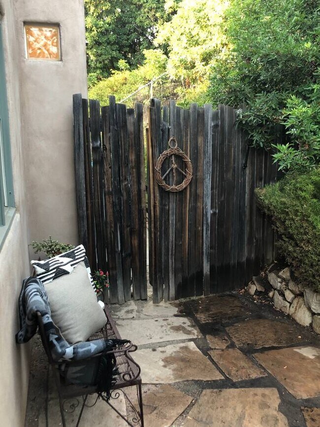 Casita private gate - 1780 Alta Vista Dr