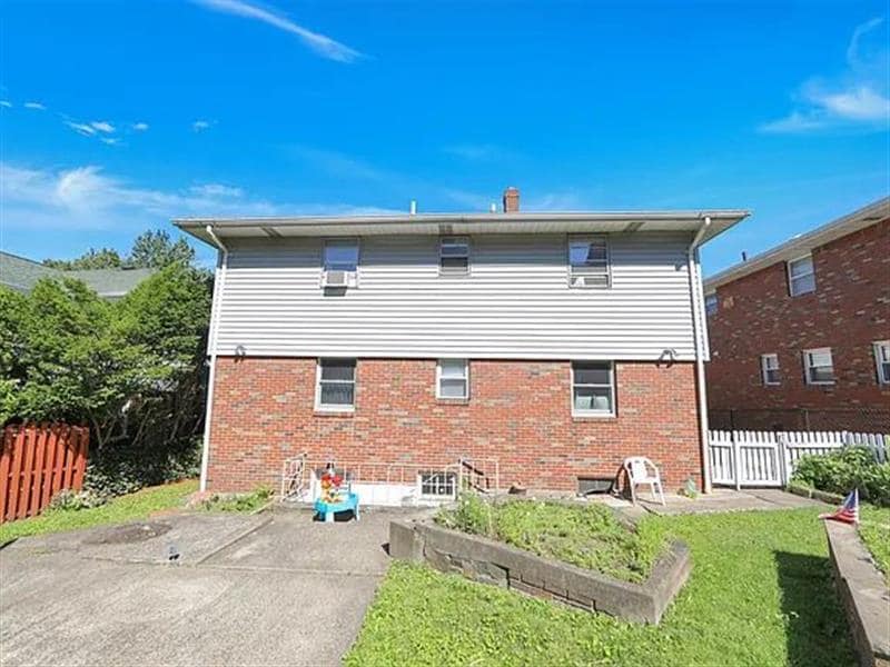 Primary Photo - Fort Lee Homes