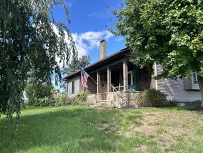 Building Photo - 2207 Jentes Rd