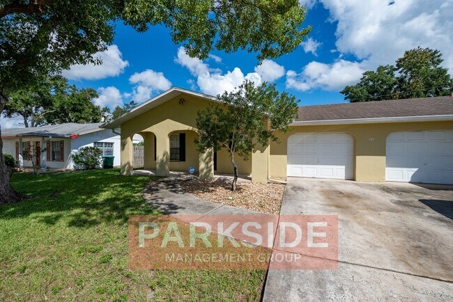 Foto del edificio - 122 Landmark St