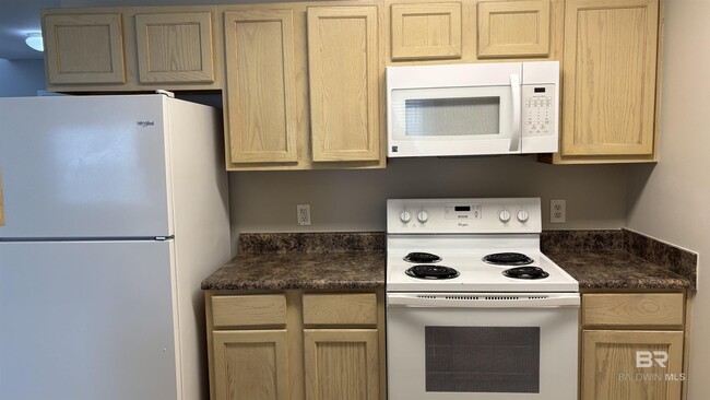 Building Photo - 1517 Regency Rd