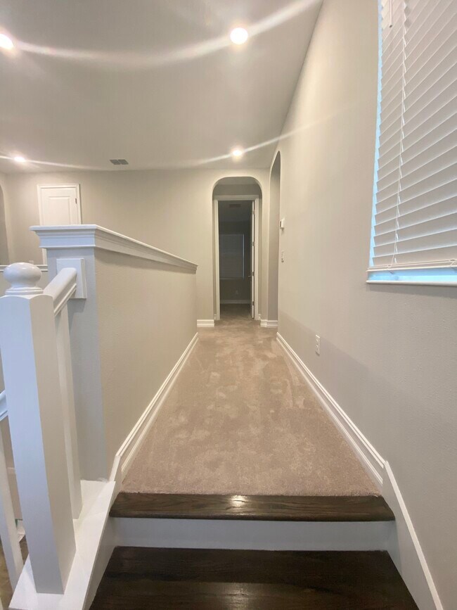 Building Photo - 4760 San Martino Dr