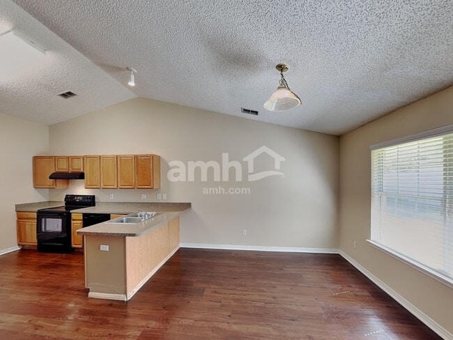 Building Photo - 7651 Broadhaven Ct