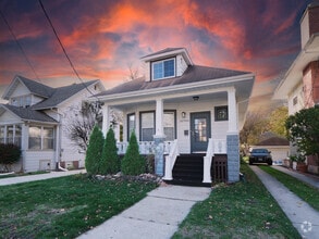 Building Photo - 12762 Elm St