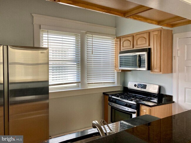 Foto del edificio - 3711 22nd St NE