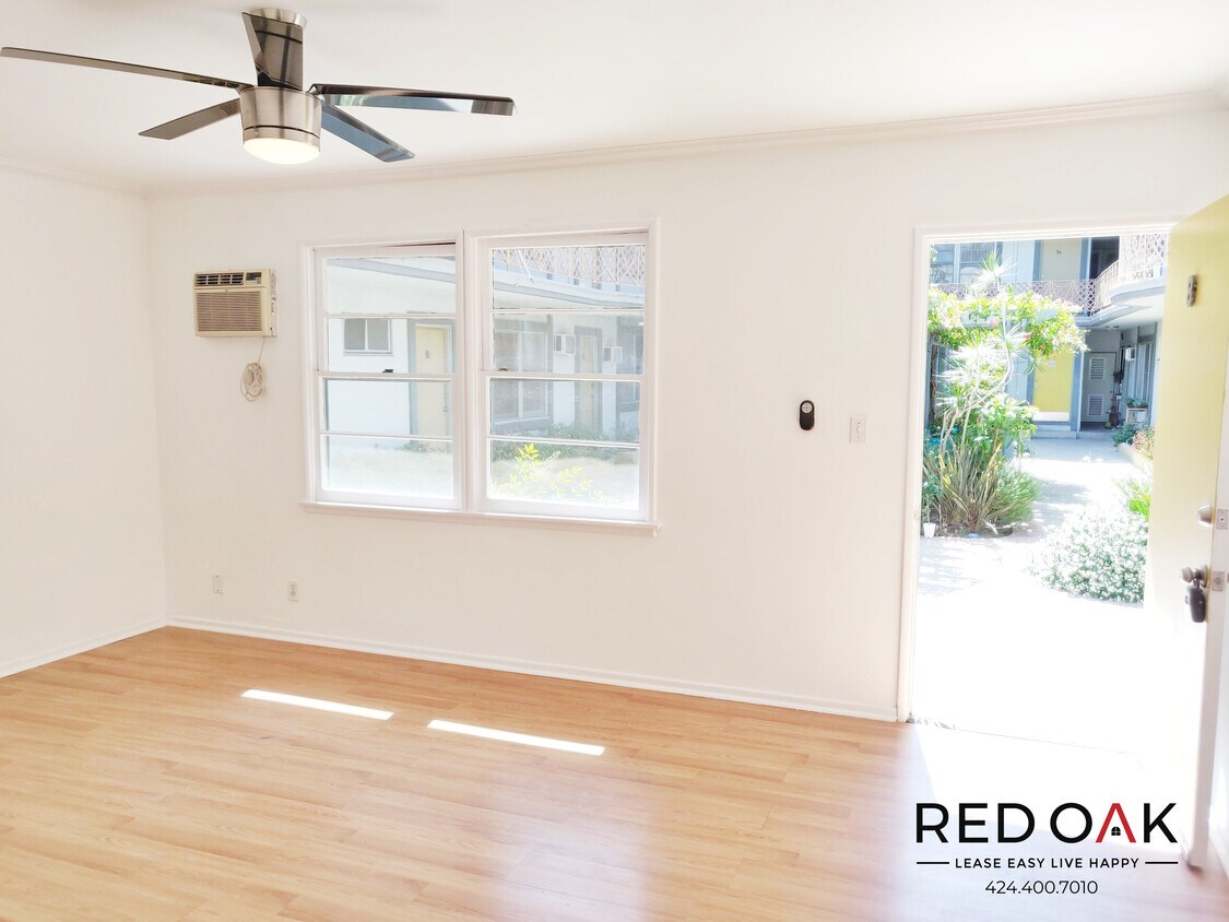 Foto principal - 1844 N Harvard Blvd