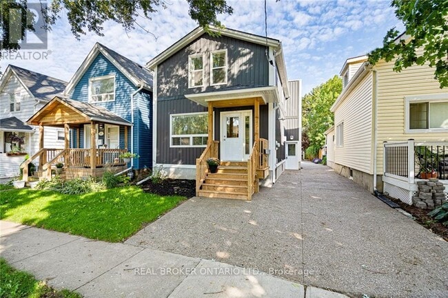 Building Photo - 159 Beech St