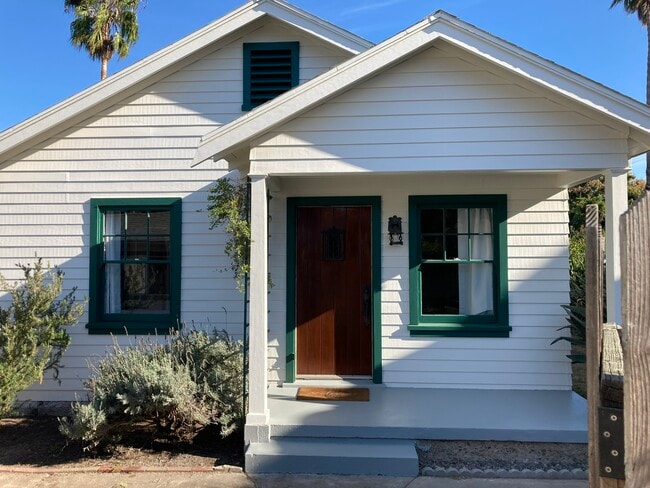 817 1/2 W. Pedregosa Street - 817 W Pedregosa St 817 1/2 W. Pedregosa Street - 817 W Pedregosa St