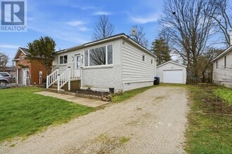 Building Photo - 749 Innisfil Beach Rd