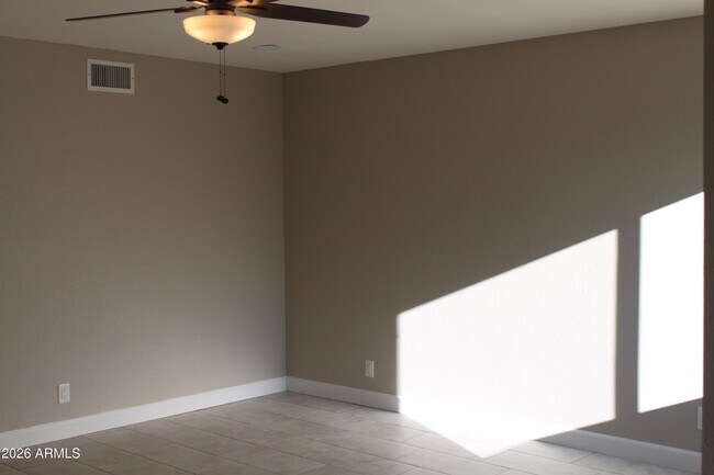 Building Photo - 1550 N Stapley Dr