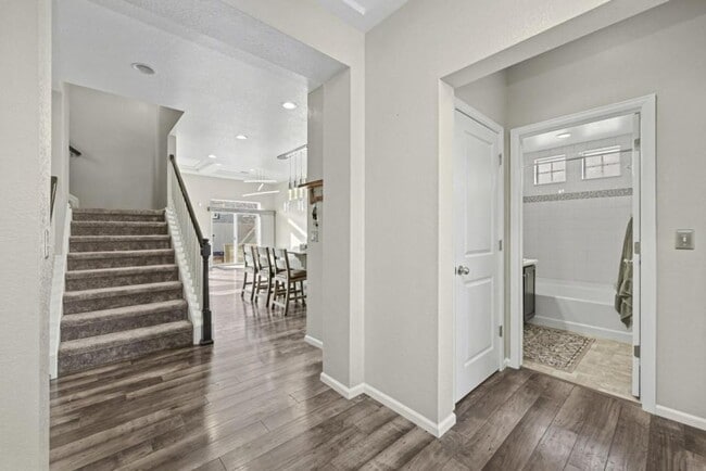 Foto del edificio - 4854 Saddlewood Circle