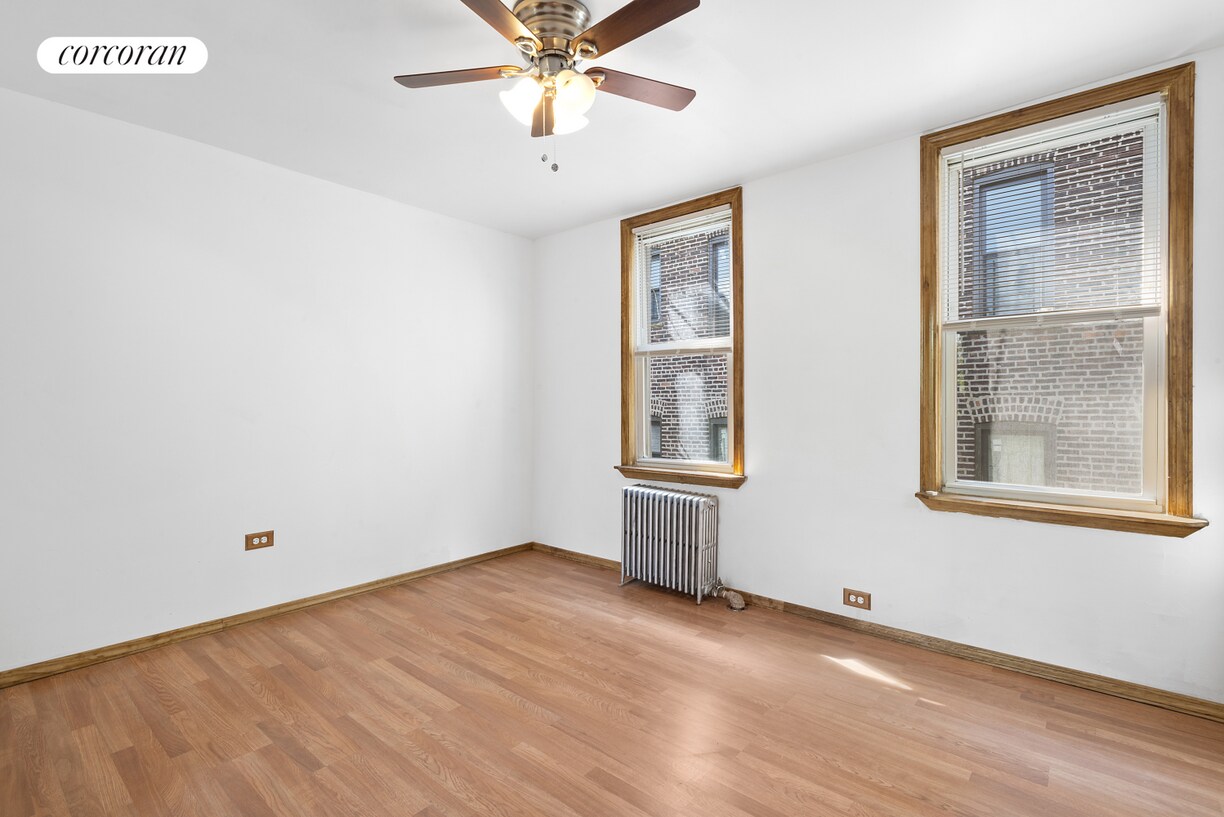 Building Photo - 558 Eastern Pkwy