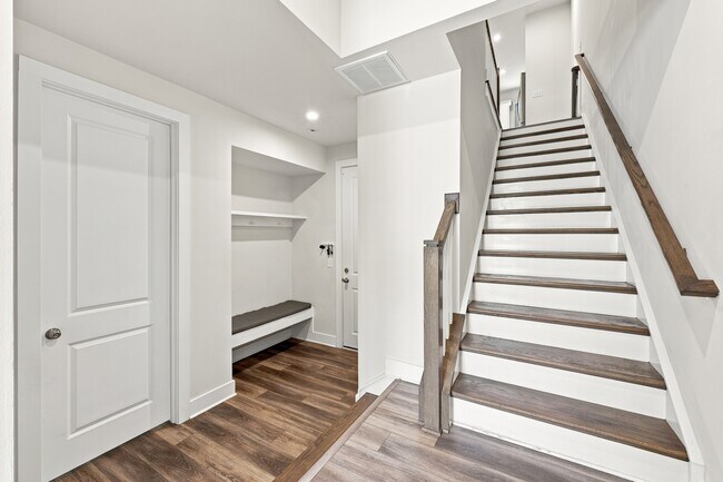 Building Photo - 2321 Aria Park Dr