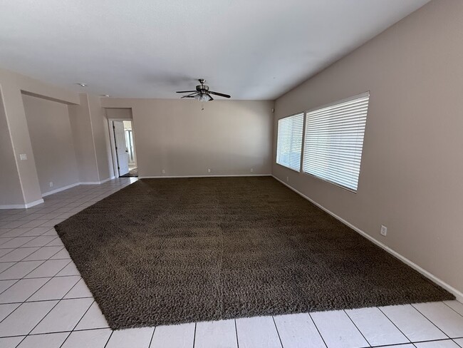 Foto del edificio - 3534 Sarasota Ave