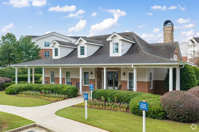 Building Photo - Colton Creek