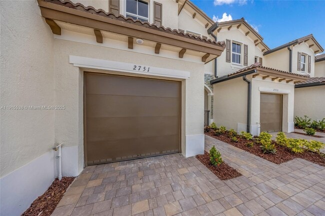 Foto del edificio - 2751 SE 25th Ave