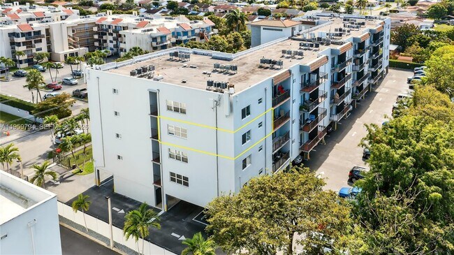 Foto del edificio - 900 SW 84th Ave