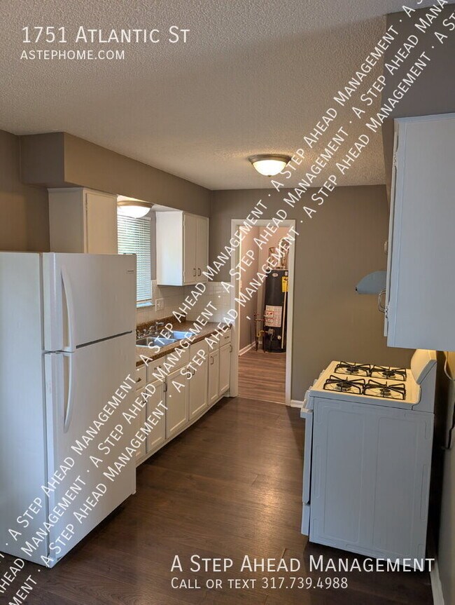 Photo - 1751 Atlantic St House