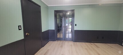 Building Photo - 7600 Pines Rd