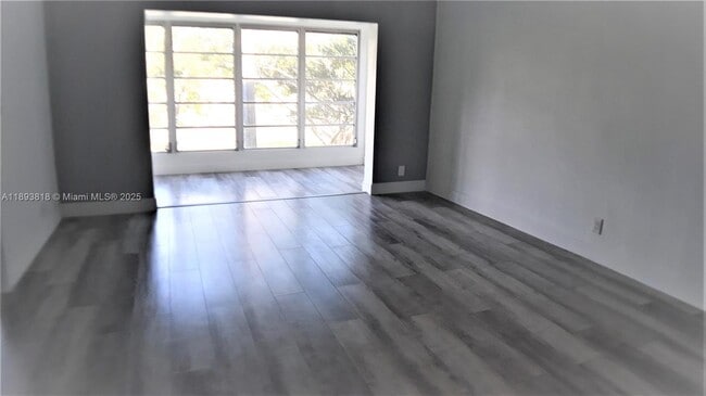 Building Photo - 8101 SW 24th Ct