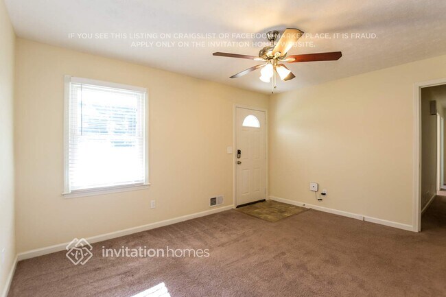 Foto del edificio - 4656 E Glen Ridge Cir