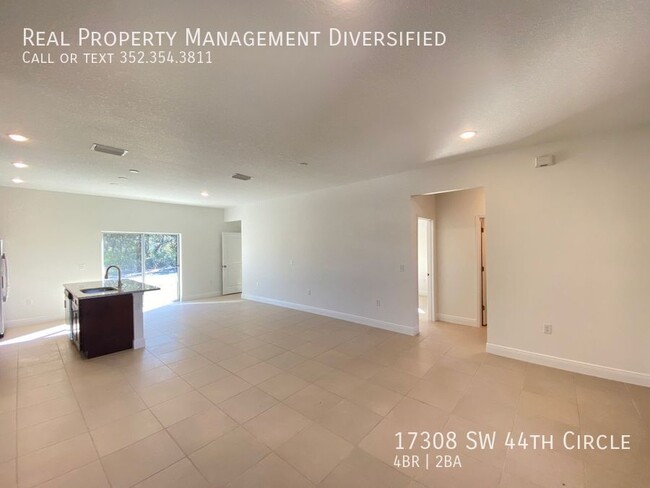 Foto del edificio - Desirable SW Ocala Neighborhood 4/2/2 **MU...