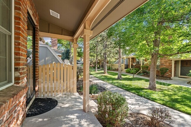 Foto del edificio - 7731 S Curtice Way