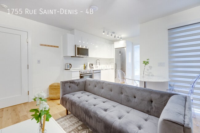 Building Photo - 1755 R. Saint-Denis