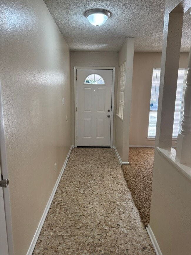 Foto del edificio - 6919 Moon Lake Dr