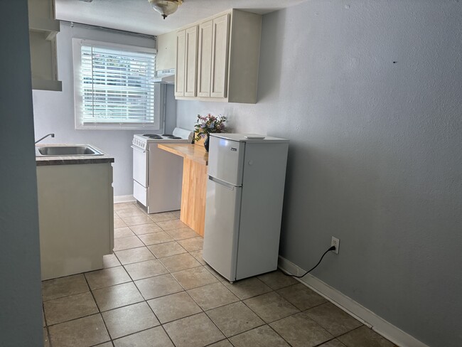 Photo - 2015 Hardy St House