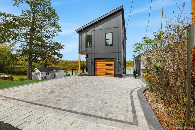 Building Photo - 50 Old S Plank Rd